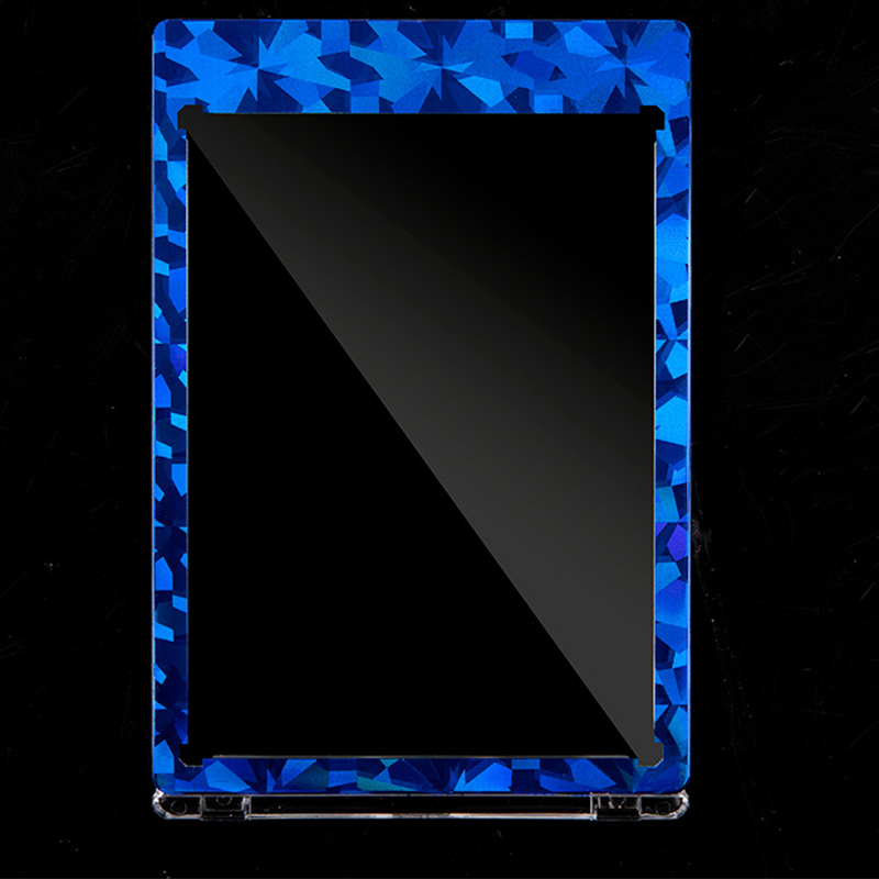 1371 (35pt) glass broken blue