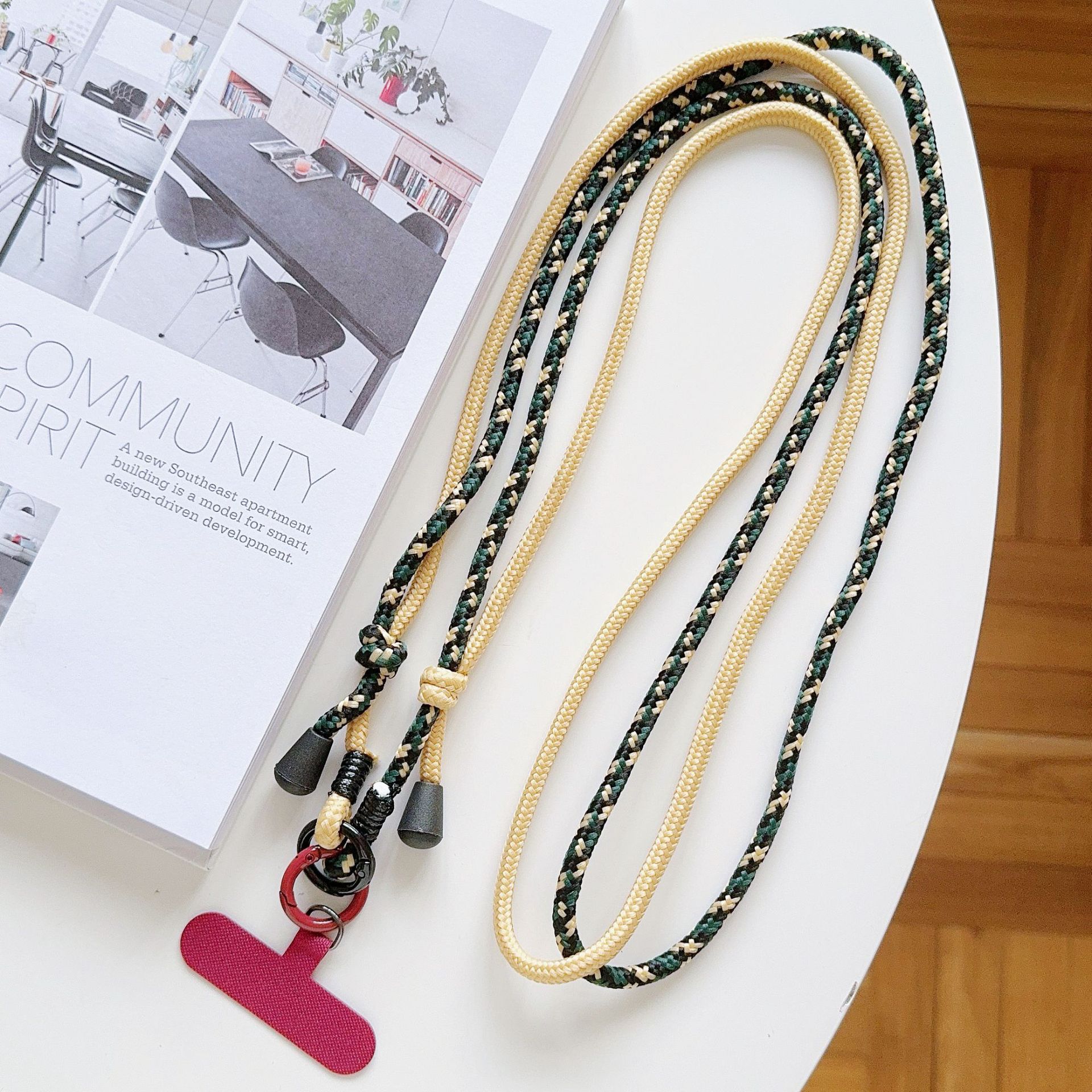 6:Xsscs no. 6 dark green off-white   t-shaped rose red card