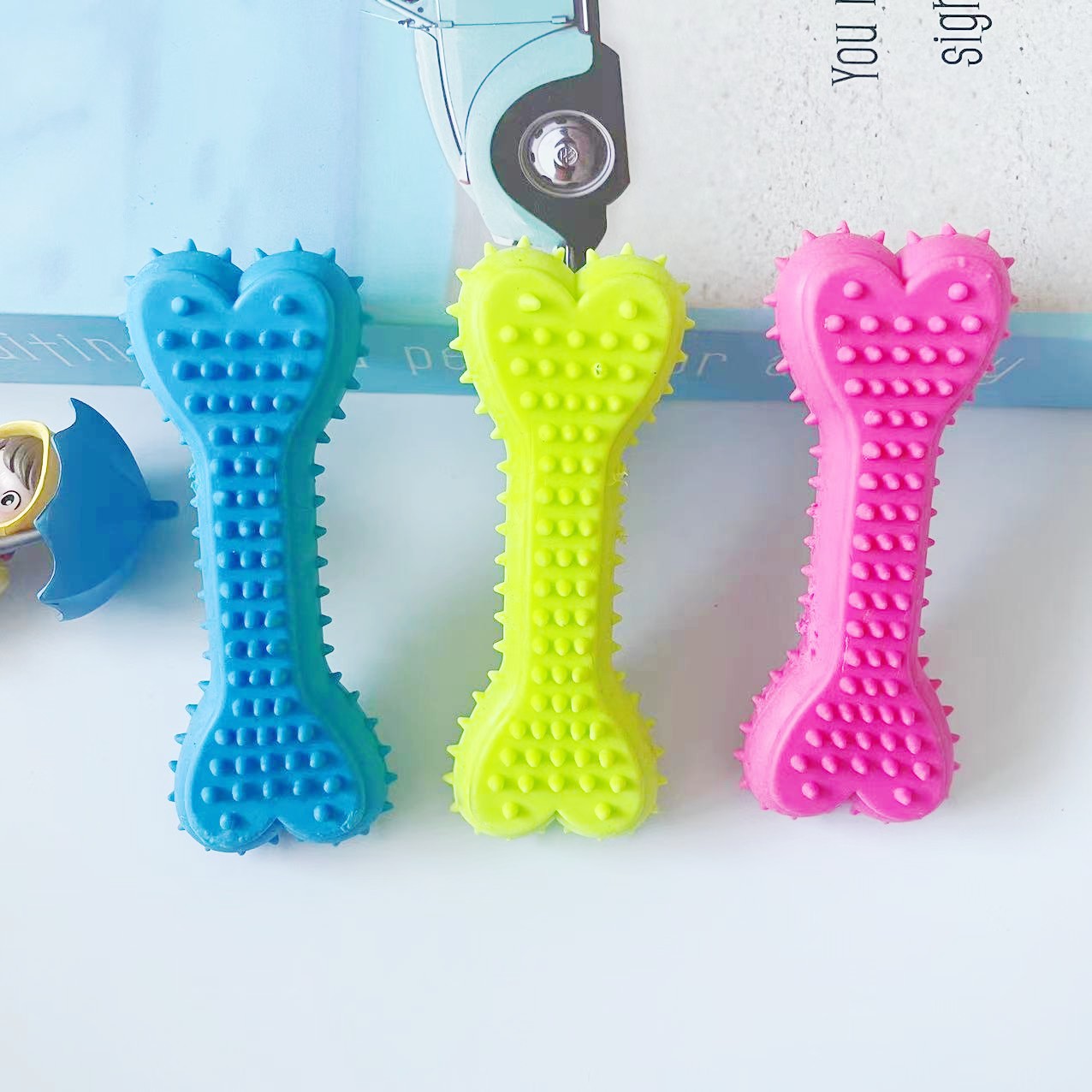 Tpr love bone 11*4cm50g (random color)