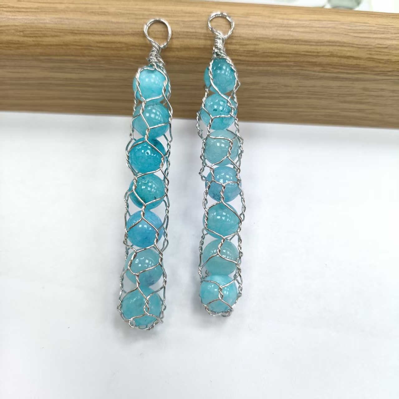 Single pendant Light blue