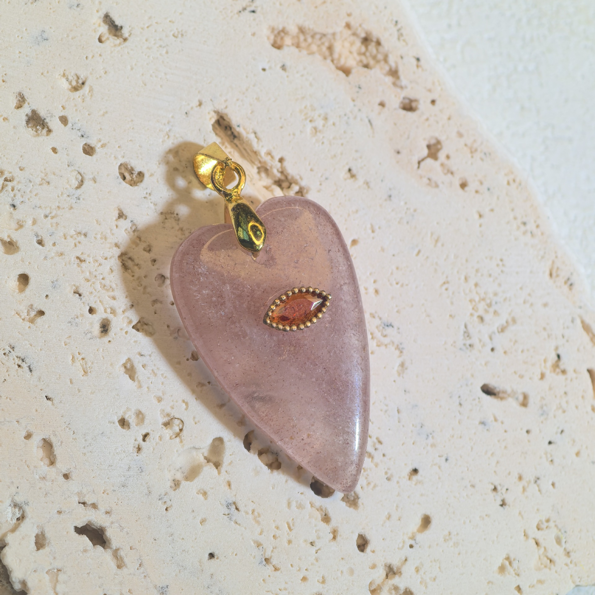 3:Quartzo de morango