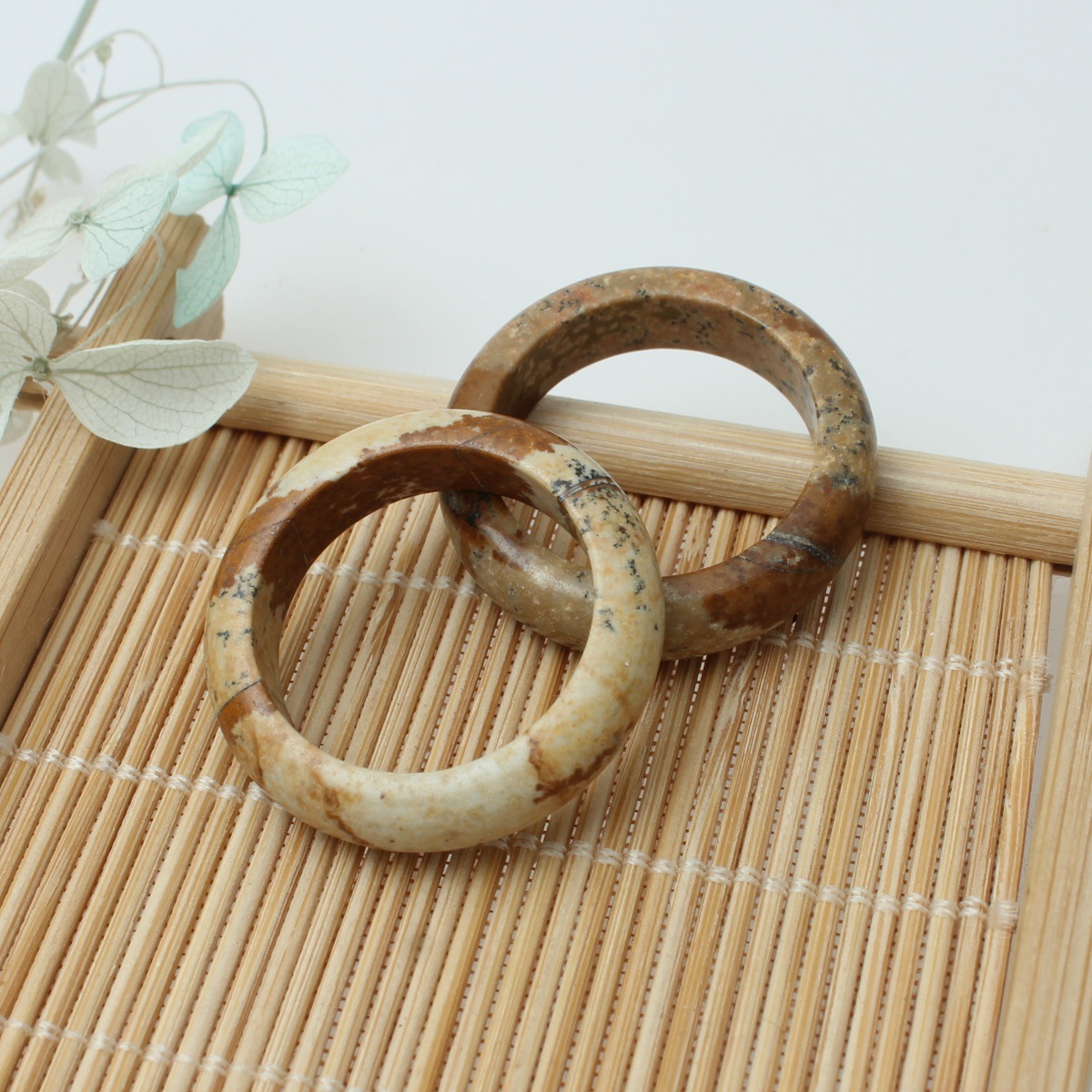 29:Picture stone (one)