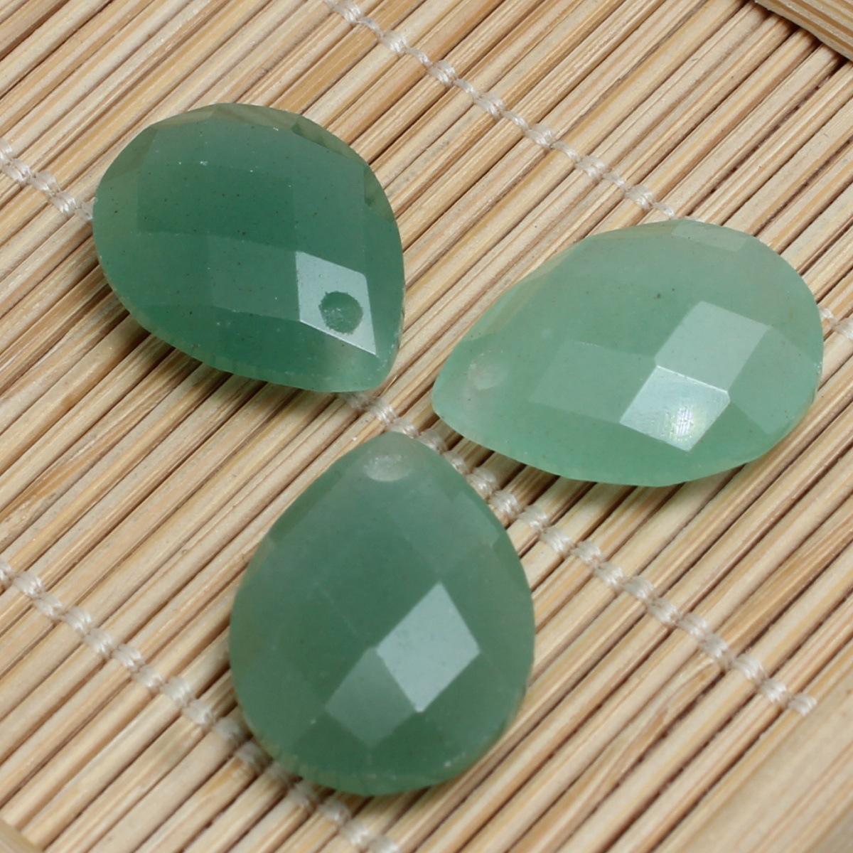 12 Aventurine vert