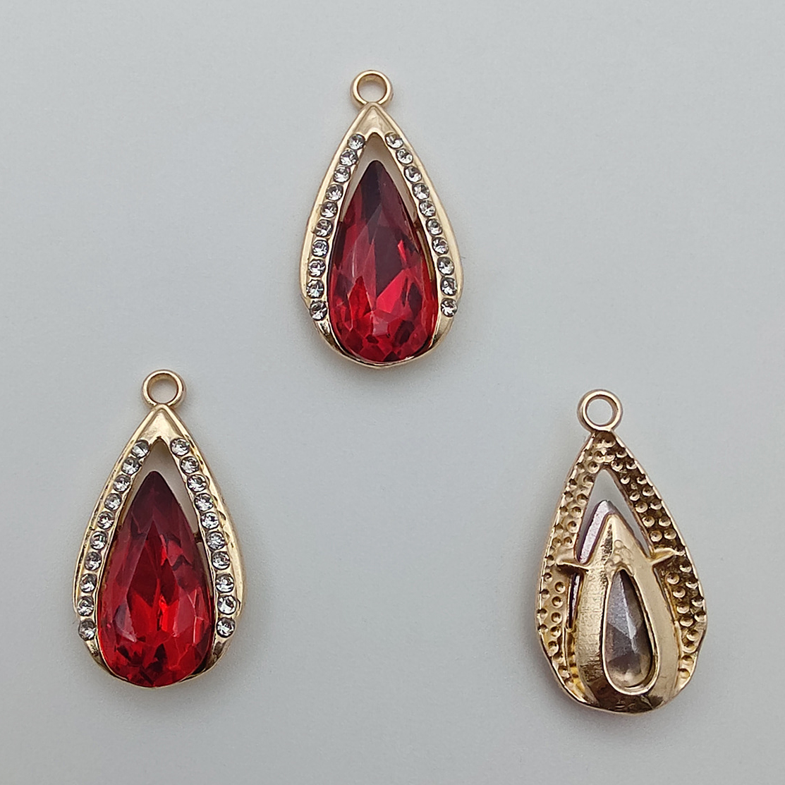 4:Red