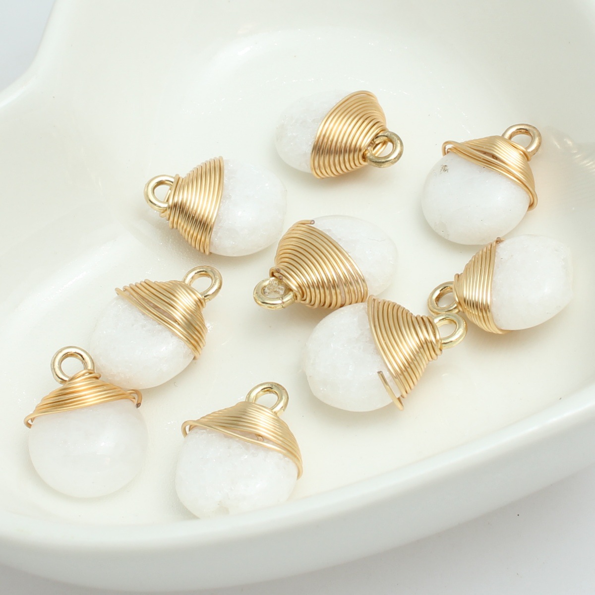 14:White jade
