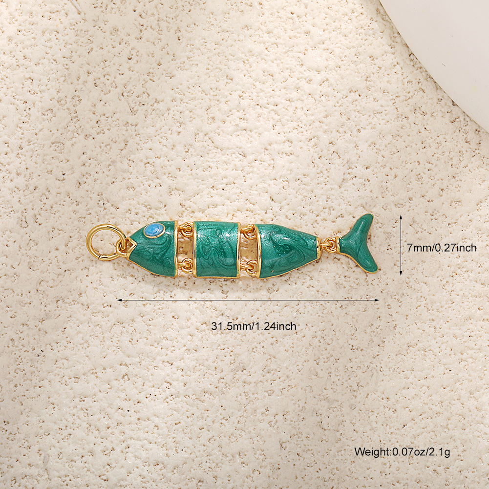 8:A1027 movable green fish