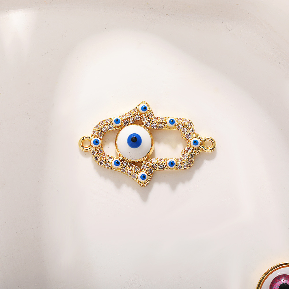 11:A551 white palm eye double hole