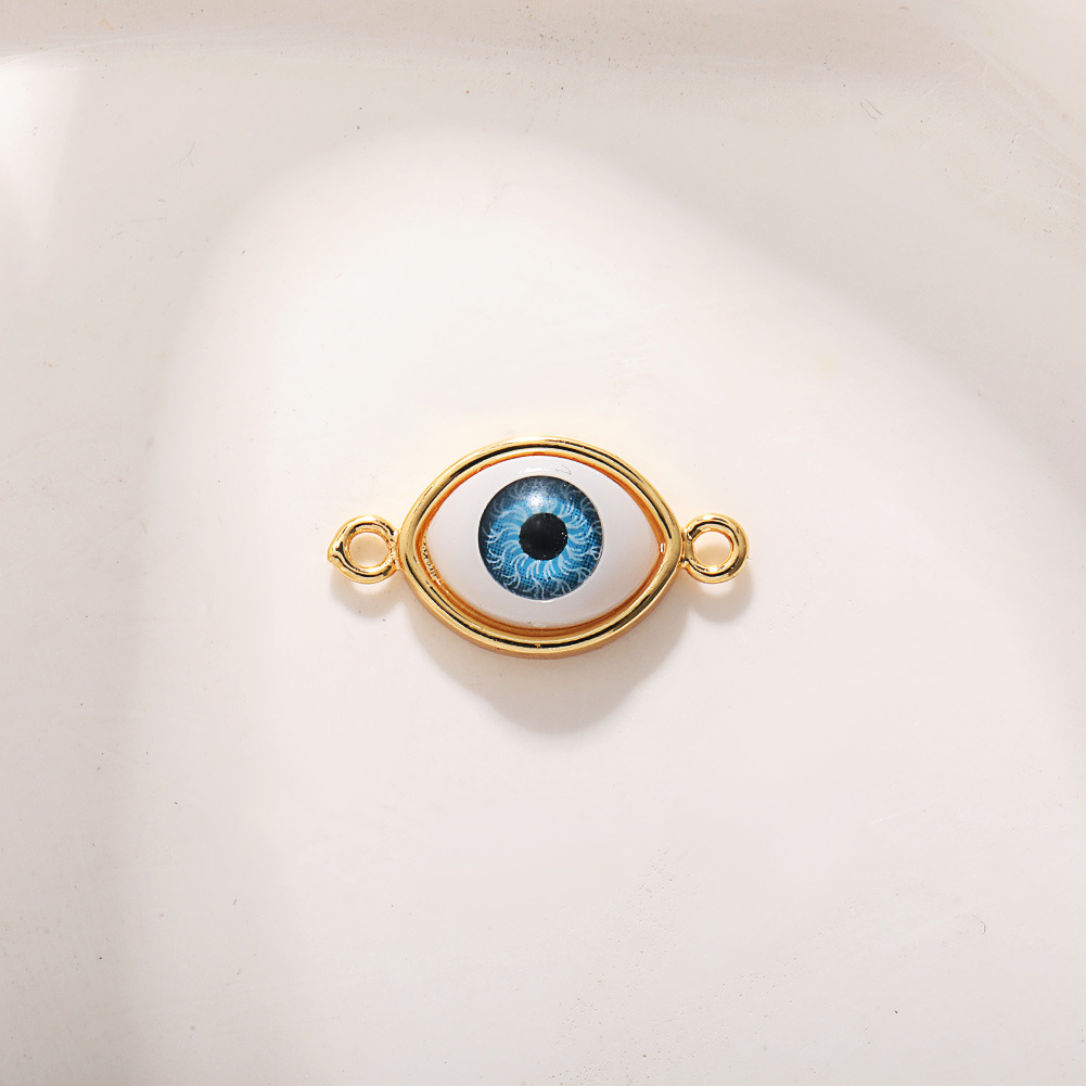 15:A555 blue oval eyes double holes