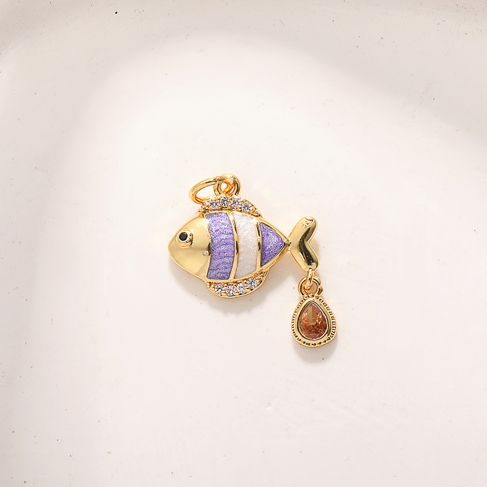 9:A580 gold purple white tropical fish