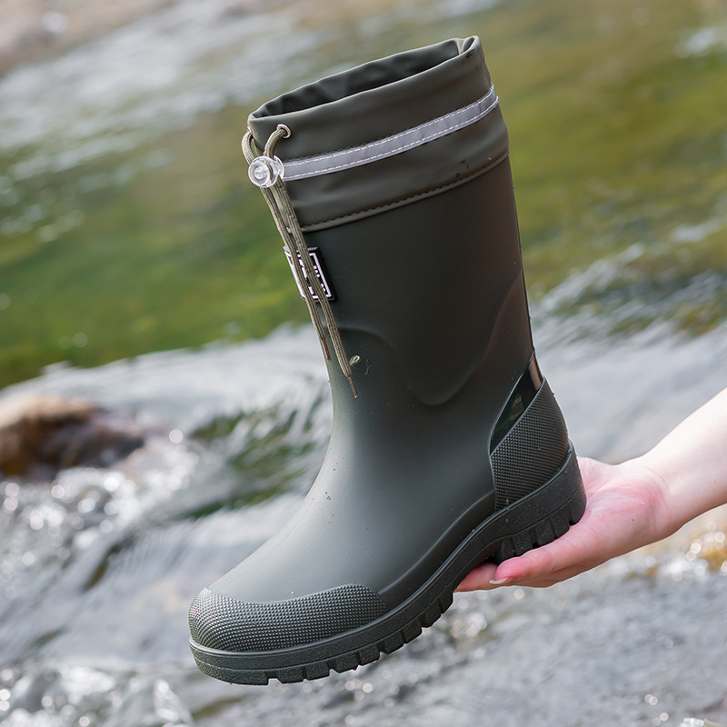 Dark green beam style