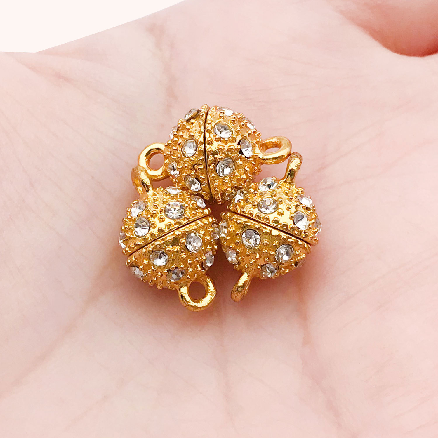5:14688-gold zinc alloy point diamond spherical magnet buckle 10mm-3.4g