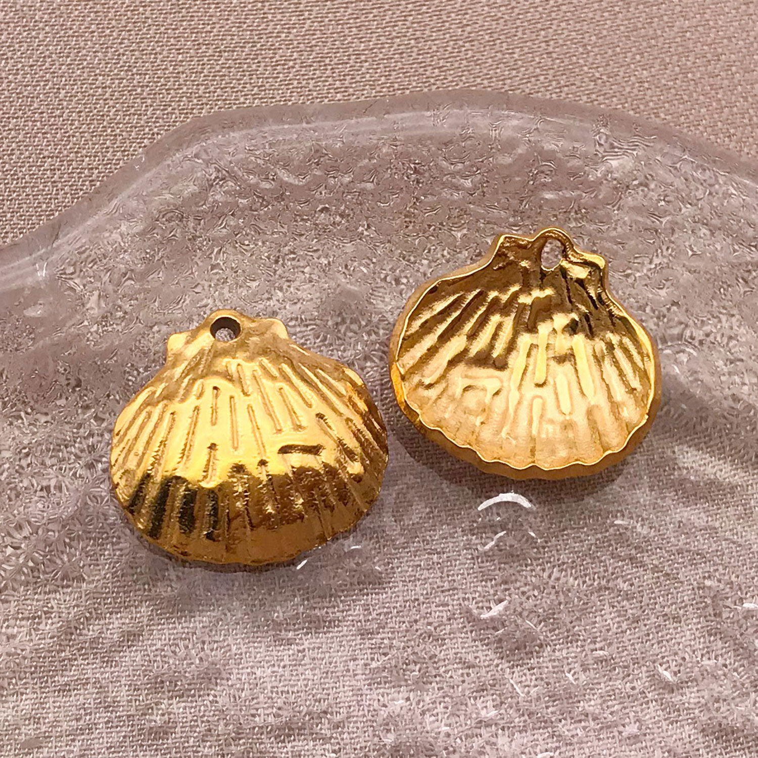 25:T2523-stainless steel single-sided shell-14x15x3mm aperture 1.2mm-1.25g