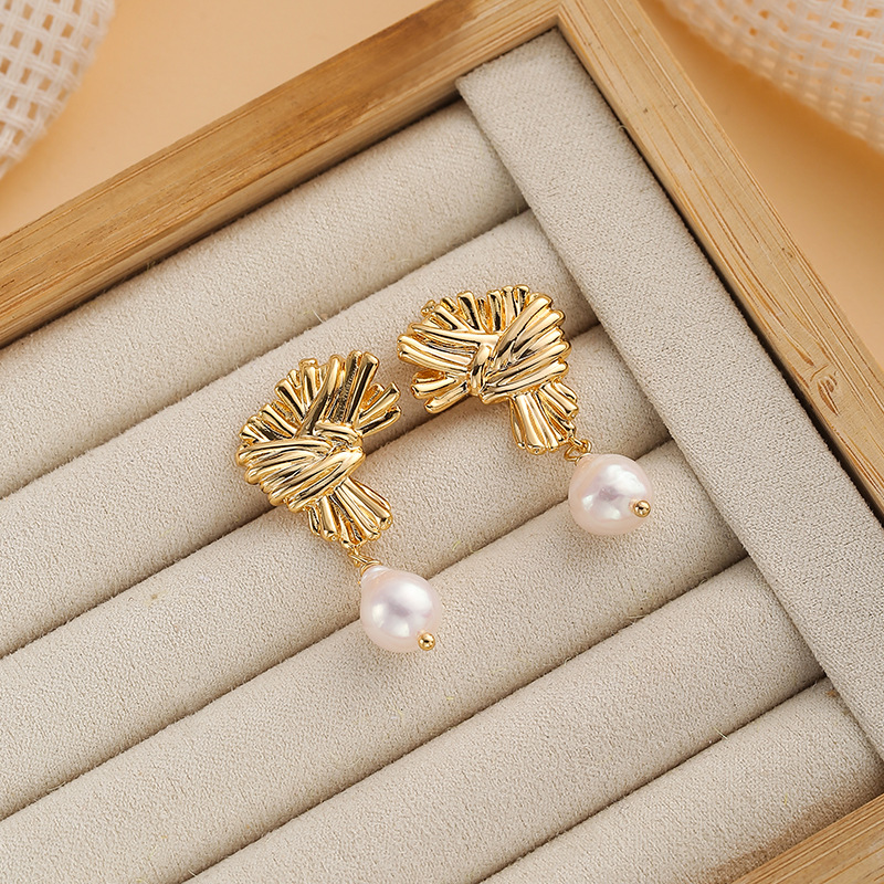 6:Te02499 natural pearls + love (baroque pearls are different, please be careful if you mind)