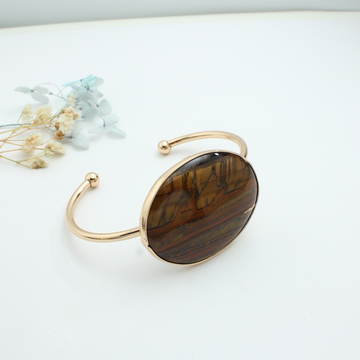 3 Tiger eye stone