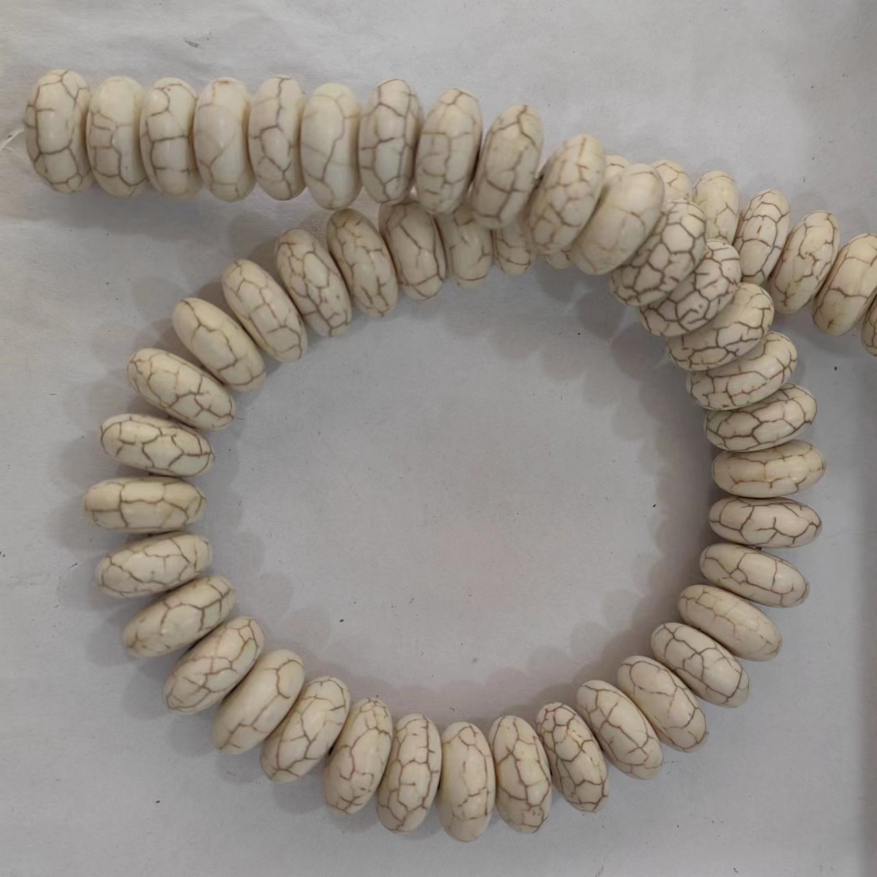 22:8x16mm beads/52 pieces per Treaty