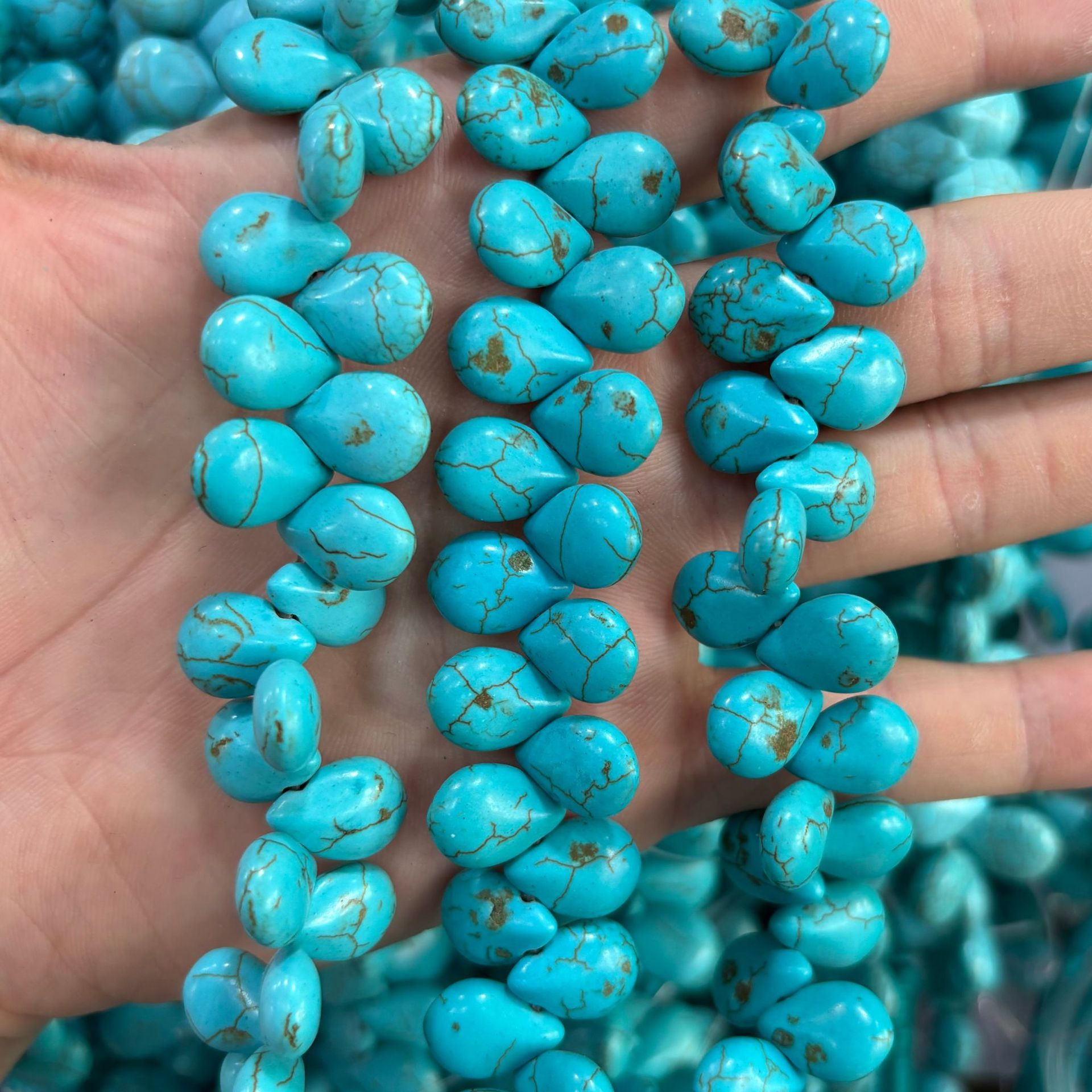 6:10x14mm horizontal hole flat water droplets (about 75 pieces)