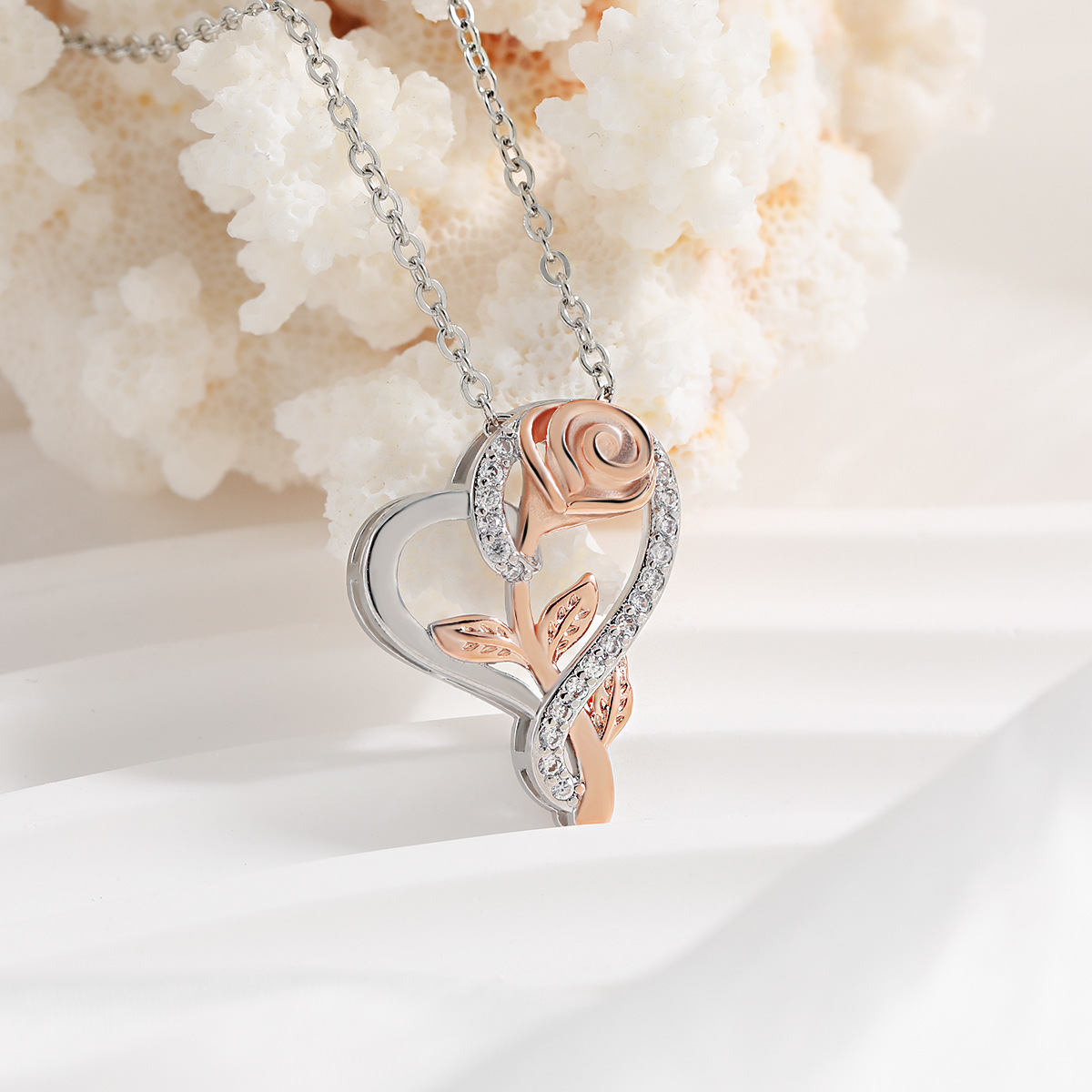 2:Platinum rose gold heart necklace