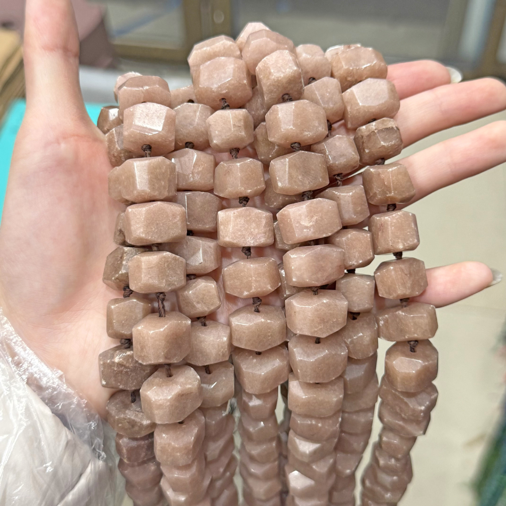 3:Synthetic Sunstone