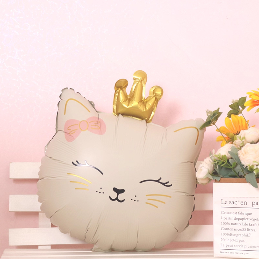 Matte squinting crown cat head - cream color