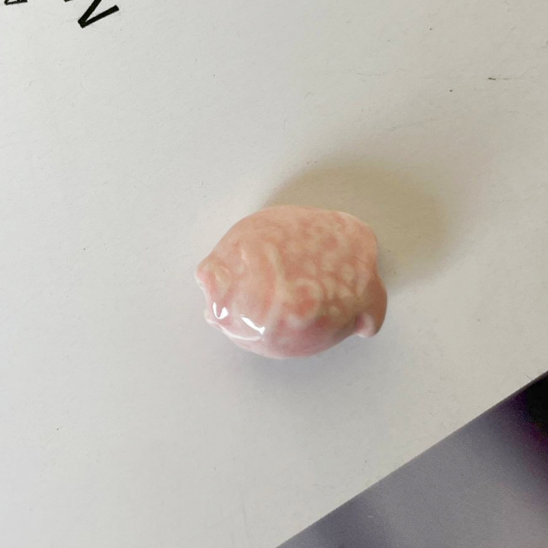 7:Big pink fish 17x9mm