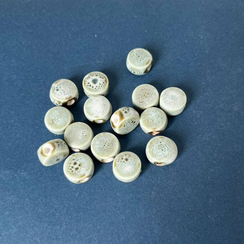 4:Flower glaze gray green