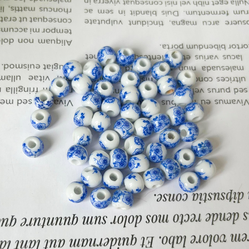 2:Blue and white plum blossom