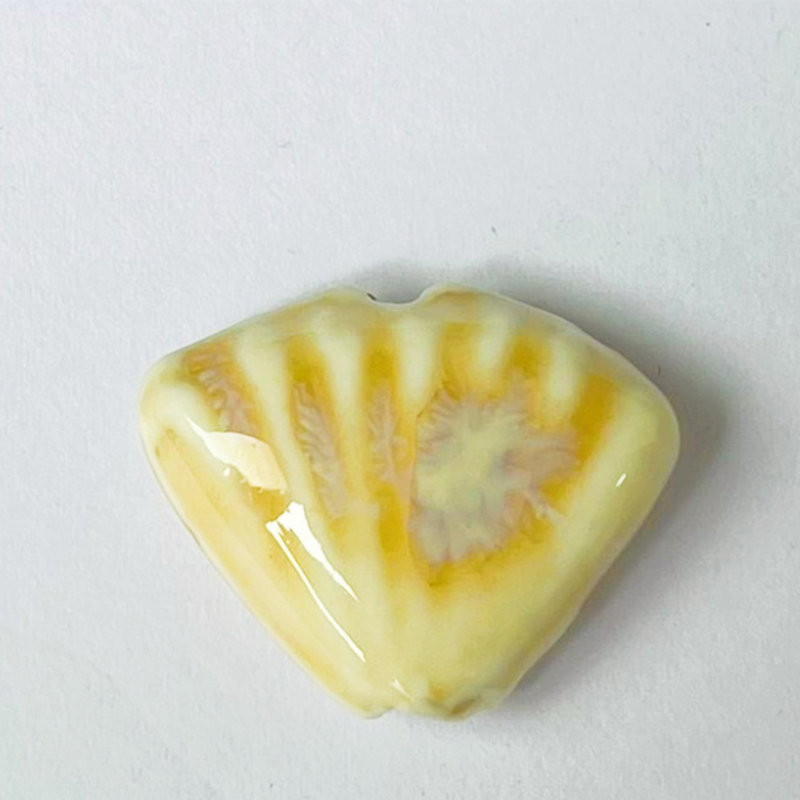 14:22x8.5mm Triangular shell