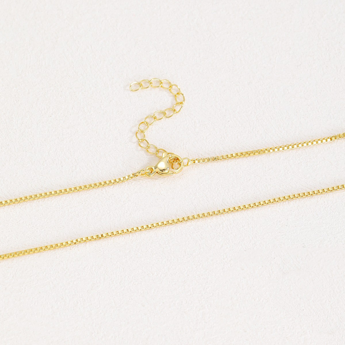 J 45cm with 5cm extender chain