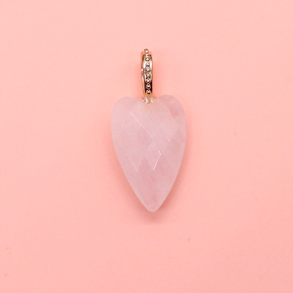 8 Rose quartz