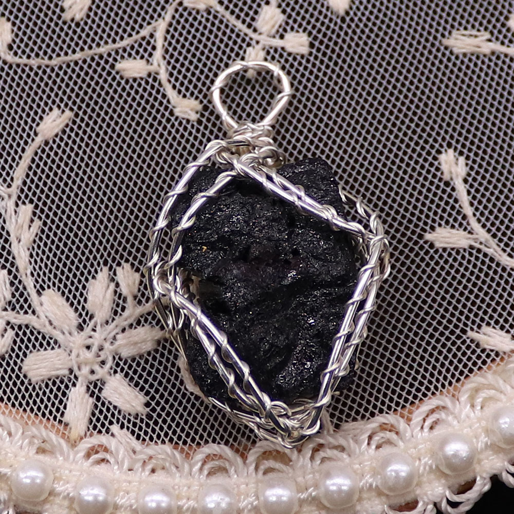 1:Black tourmaline