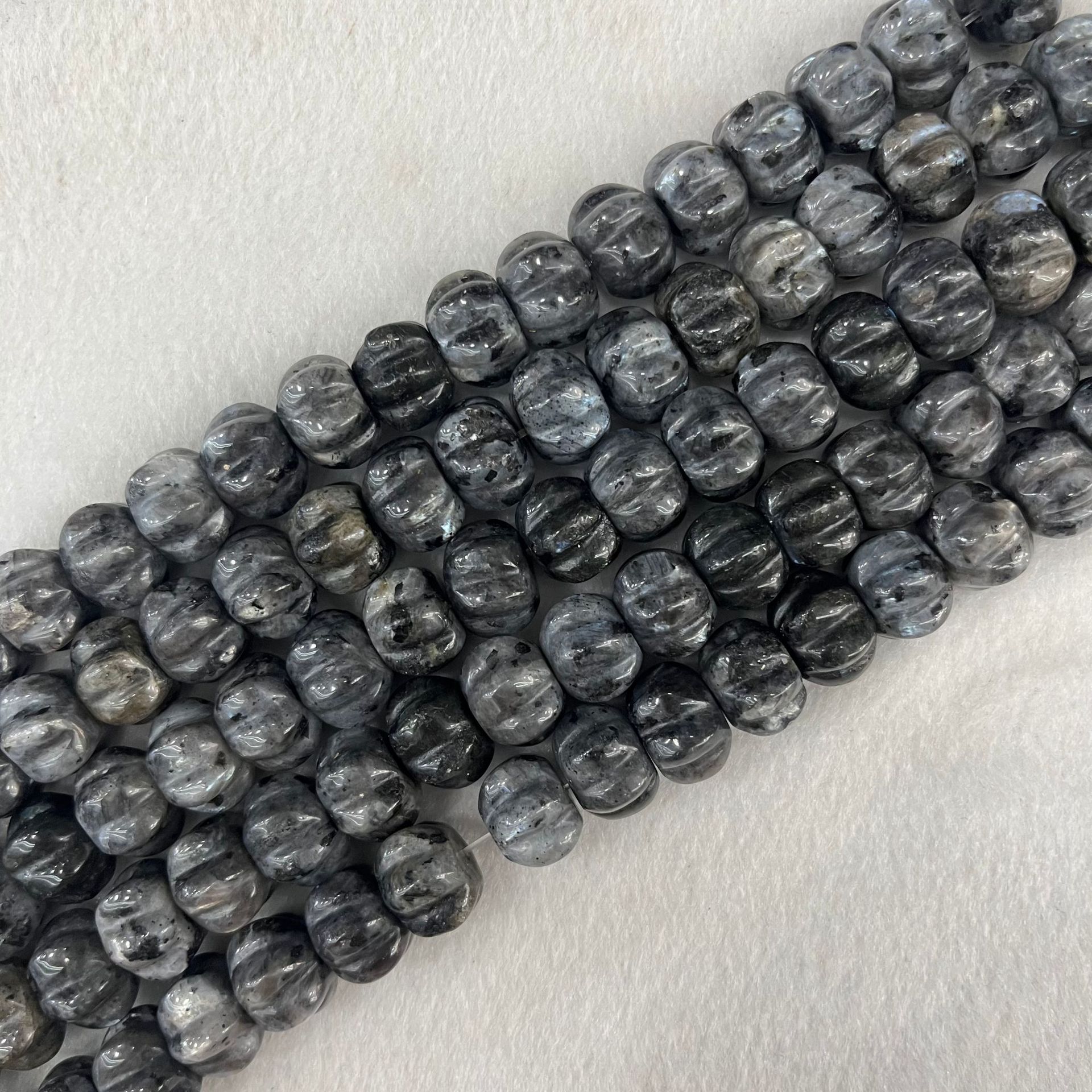 14:Preto Labradorite