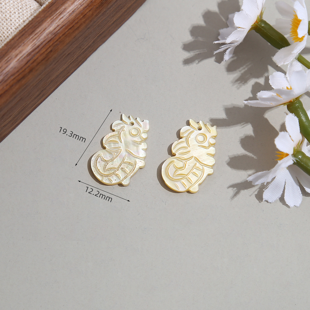 10:Style 10 [12.2*19.3mm]