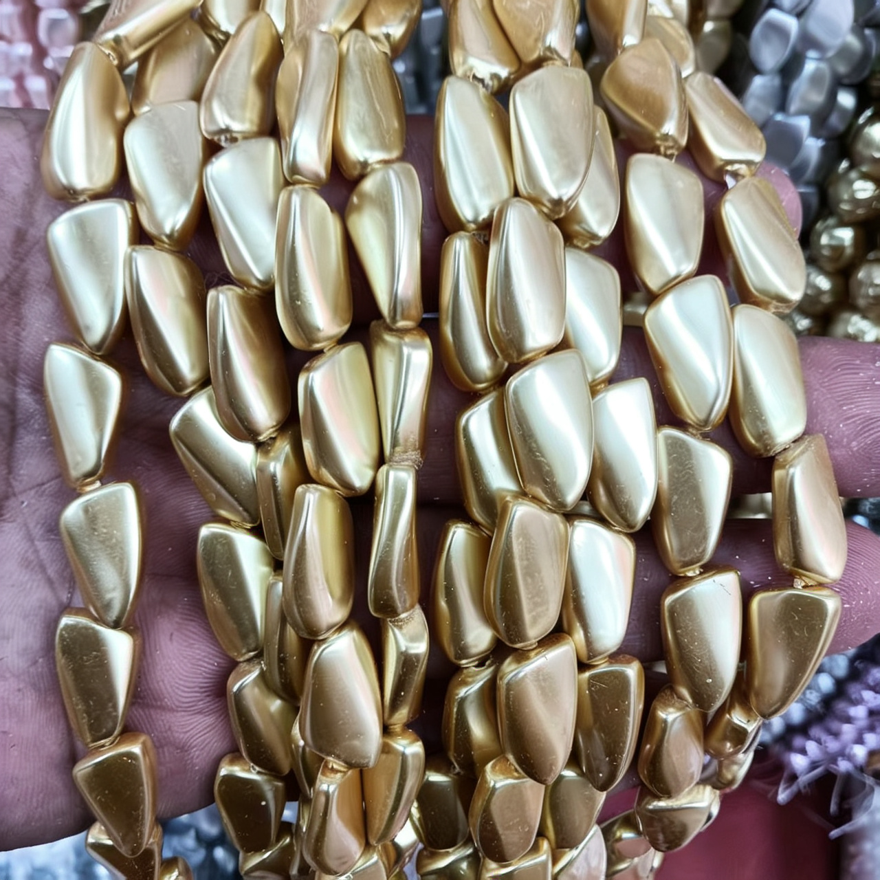 19:9x15mm piece irregular yellow