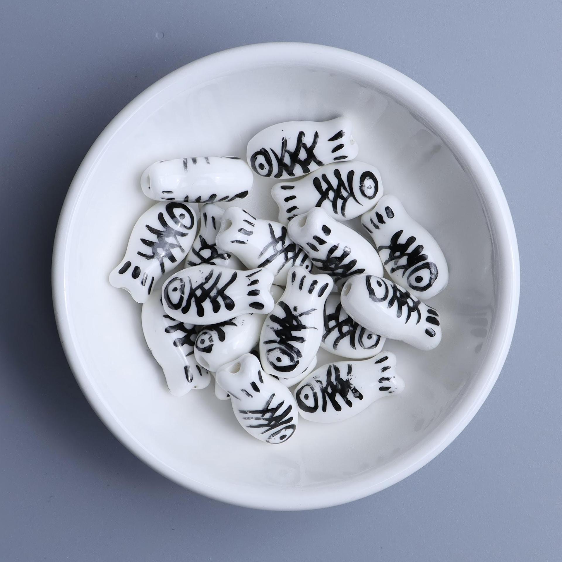 4:Black pattern on white background-03 #