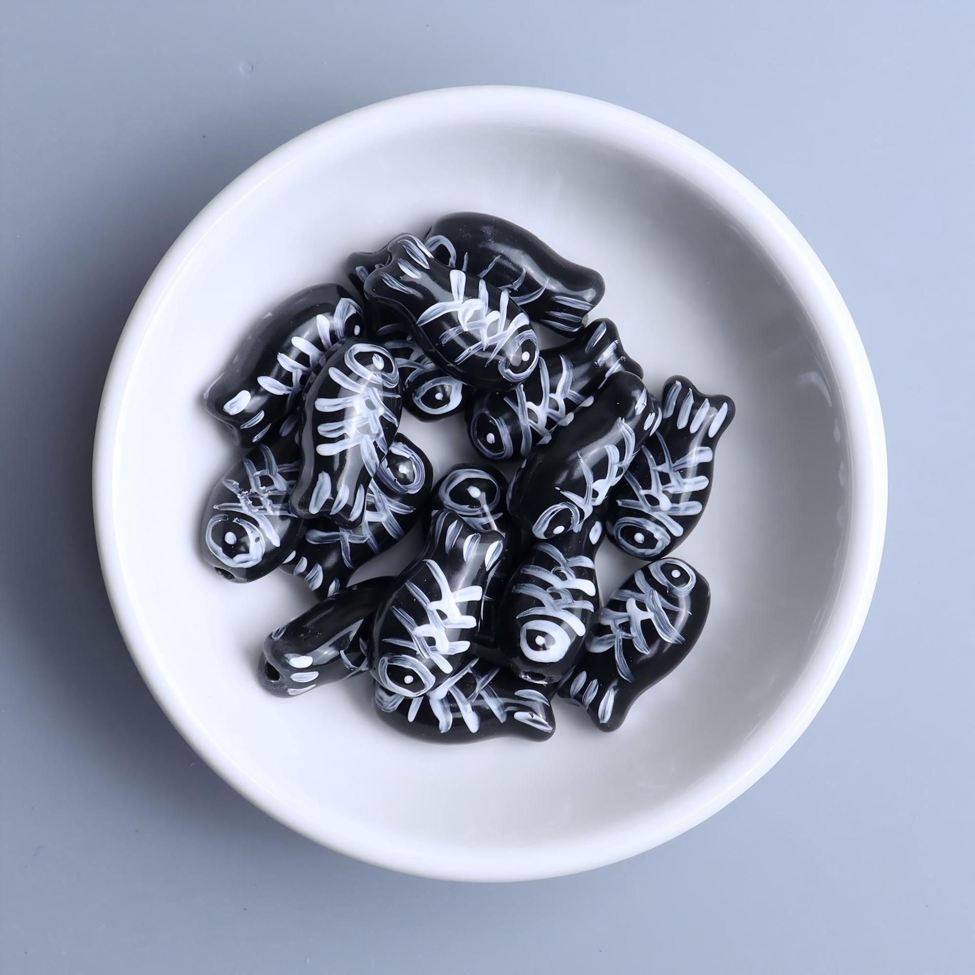 7:Black background with white lines-06 #