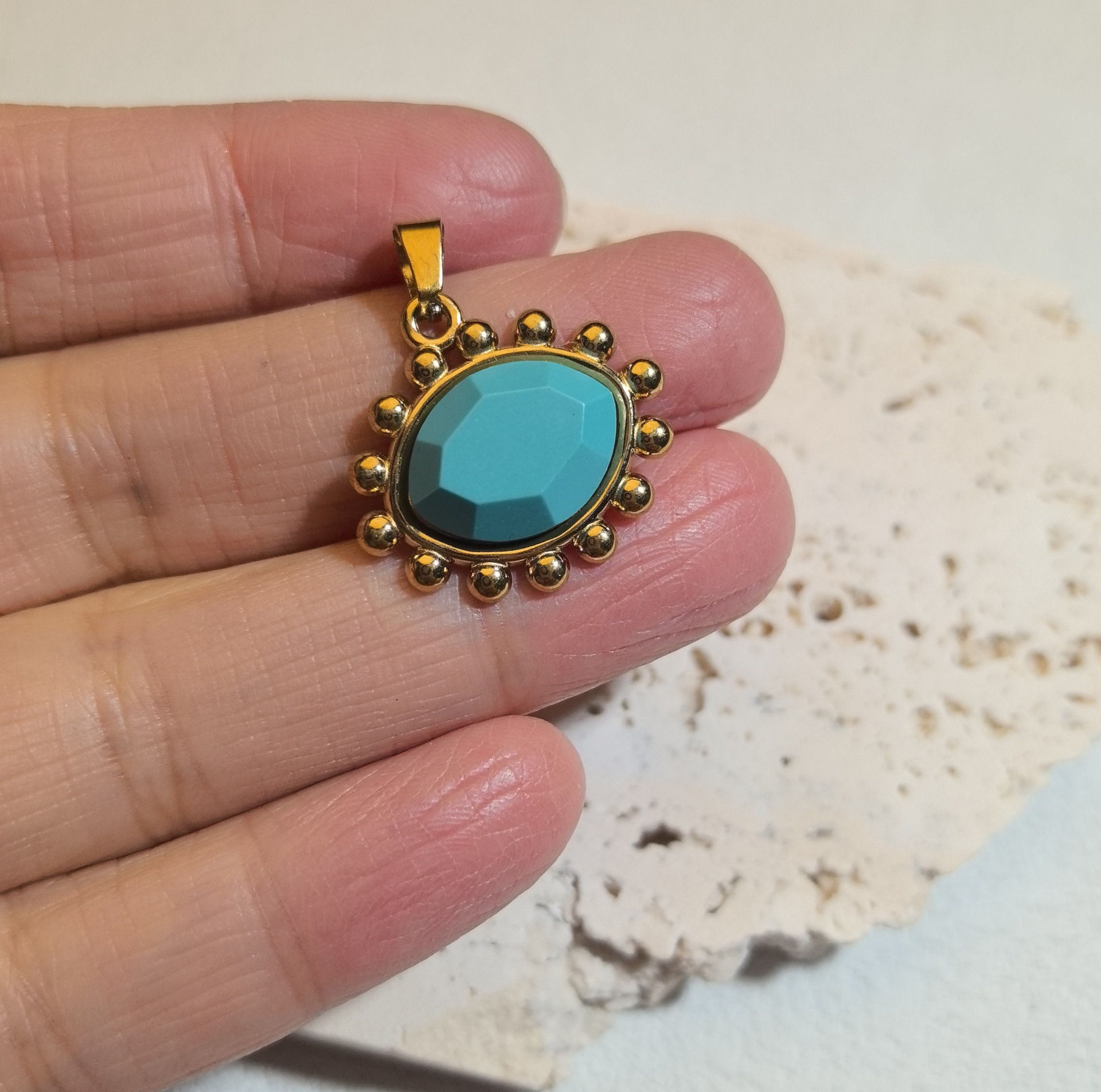 6 turquoise bleu clair