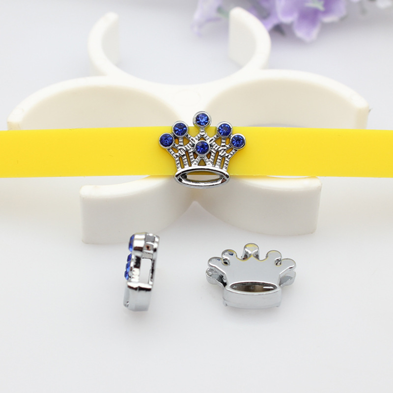 24:Crown -8mm Sapphire Blue Diamond