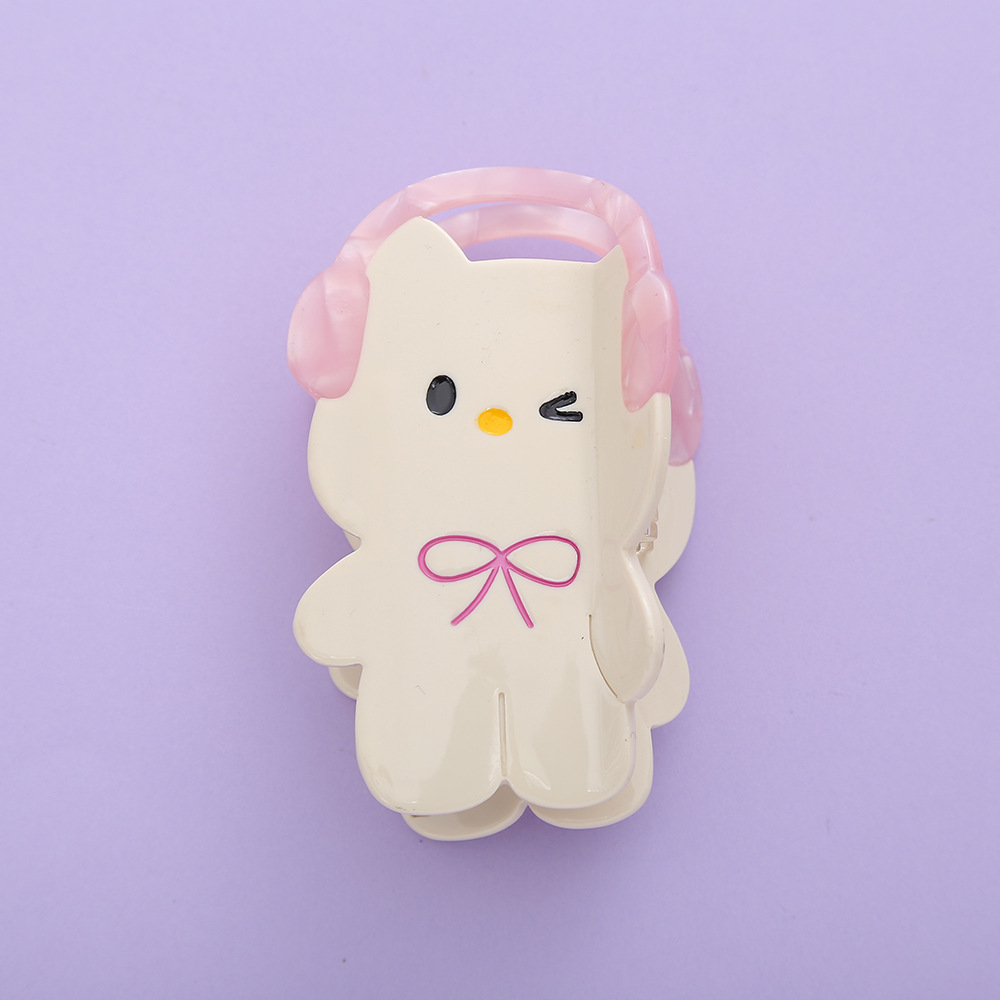 4:White cat 8.5*5.5cm