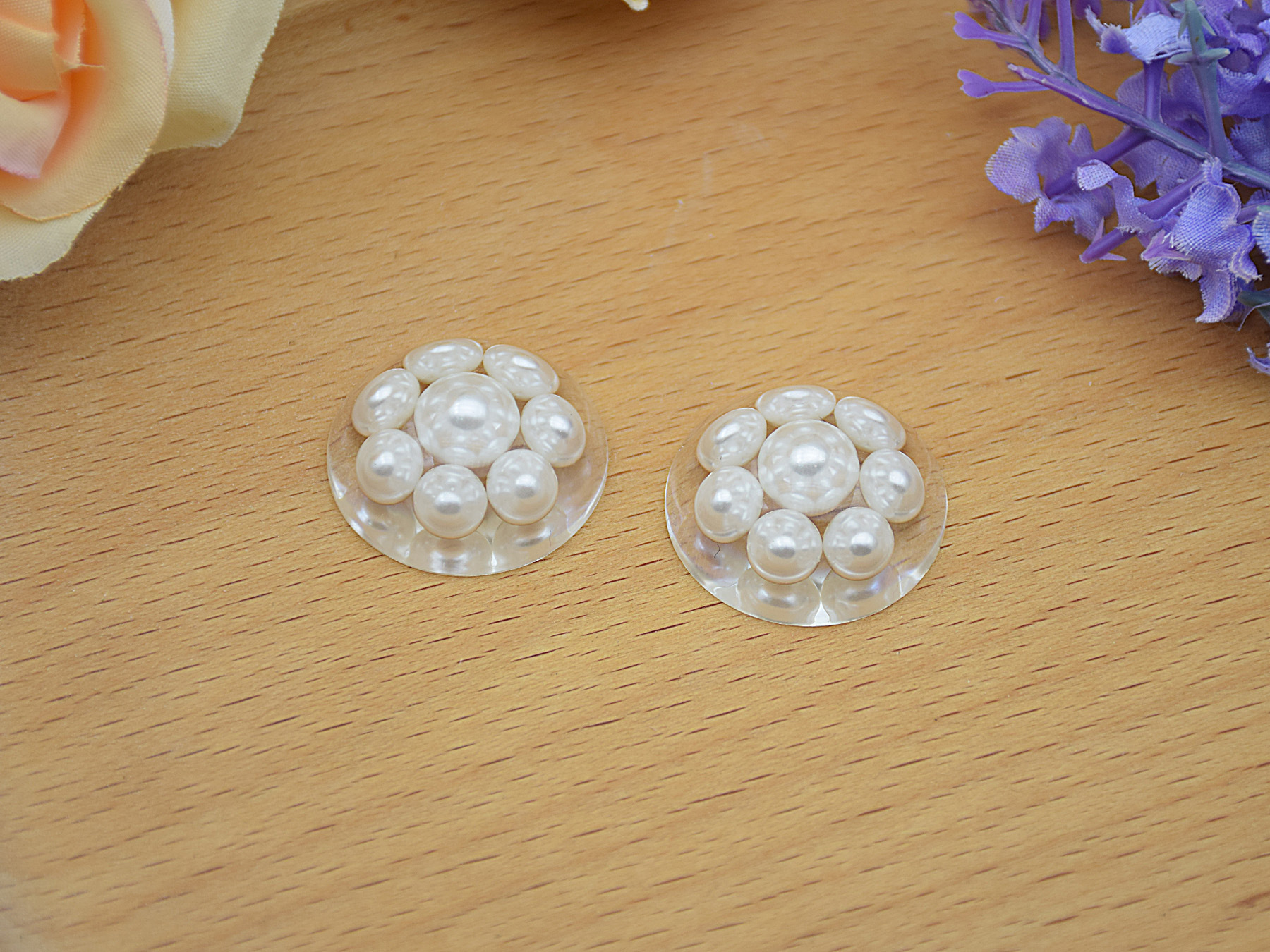 25mm, round pearl