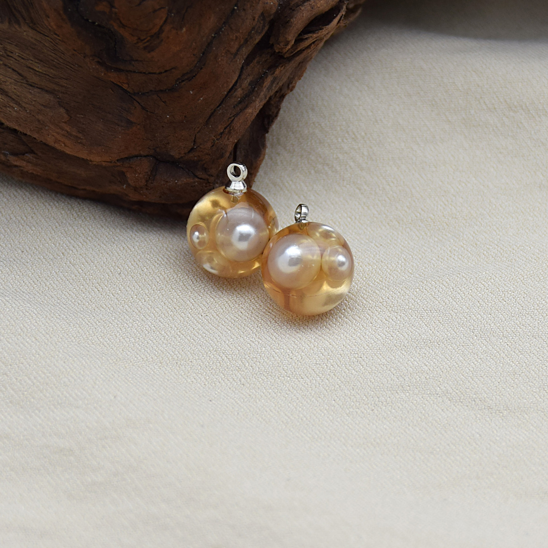 brown (silver nail) 10x10mm