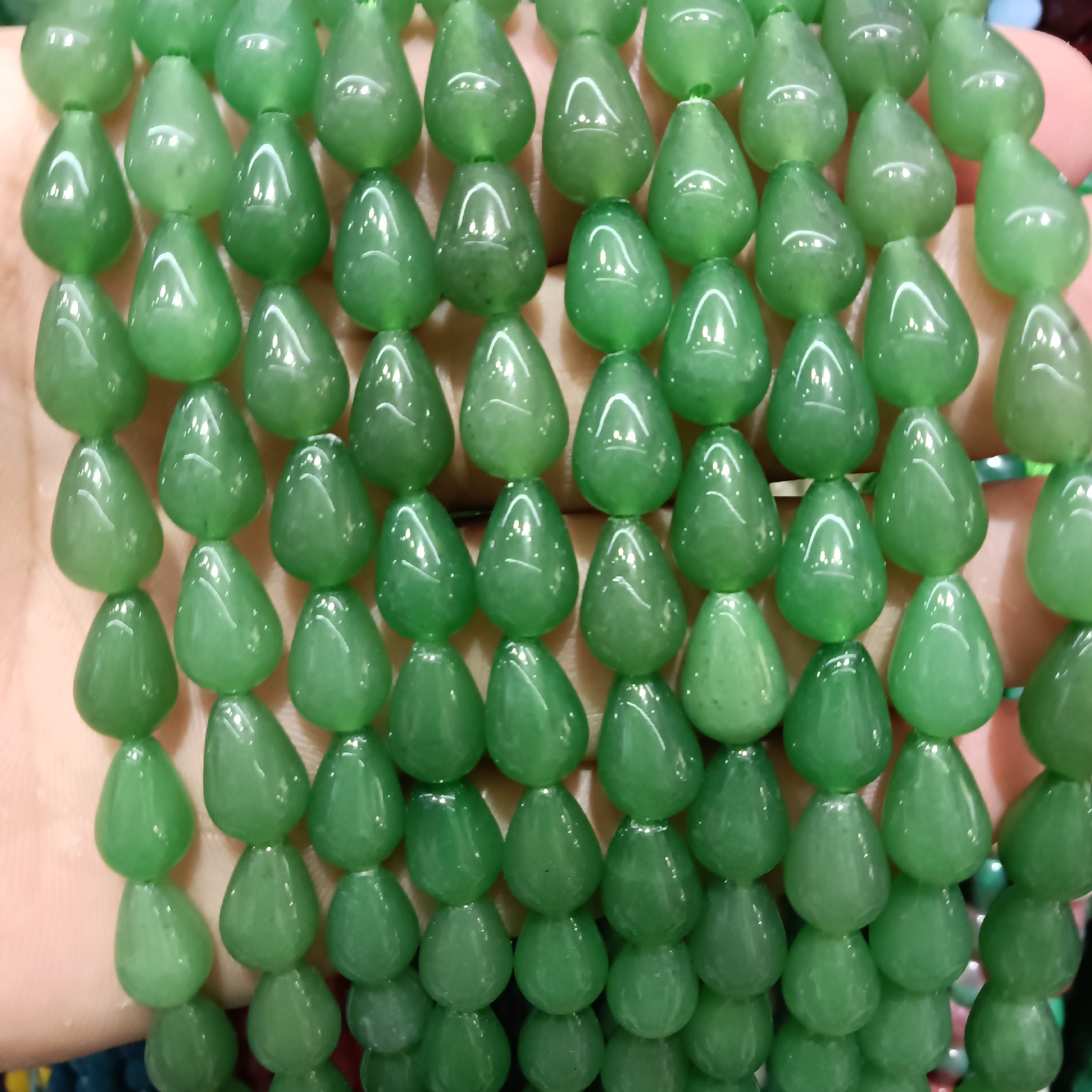 1:1 dark green chalcedony