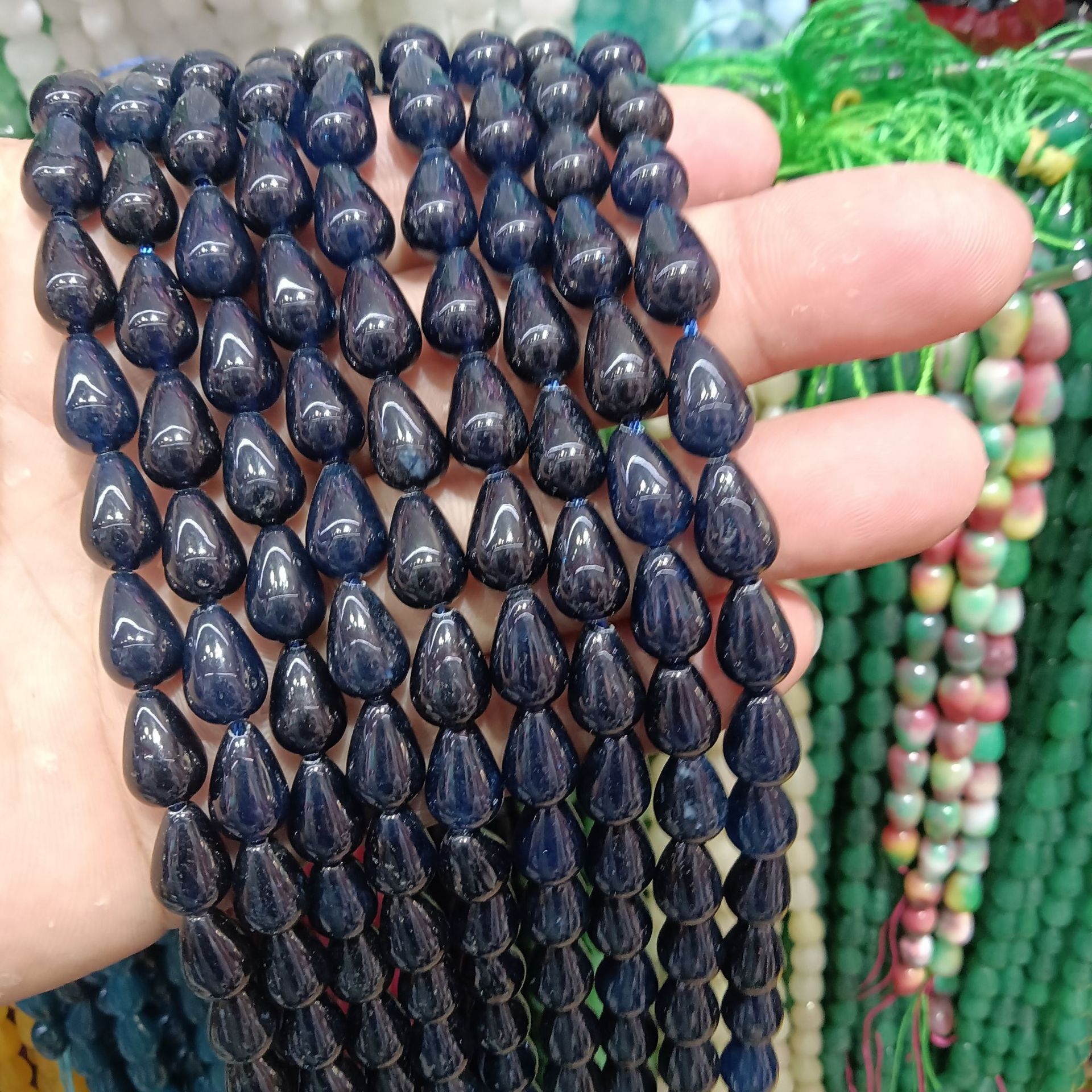 3:3 dark blue chalcedony