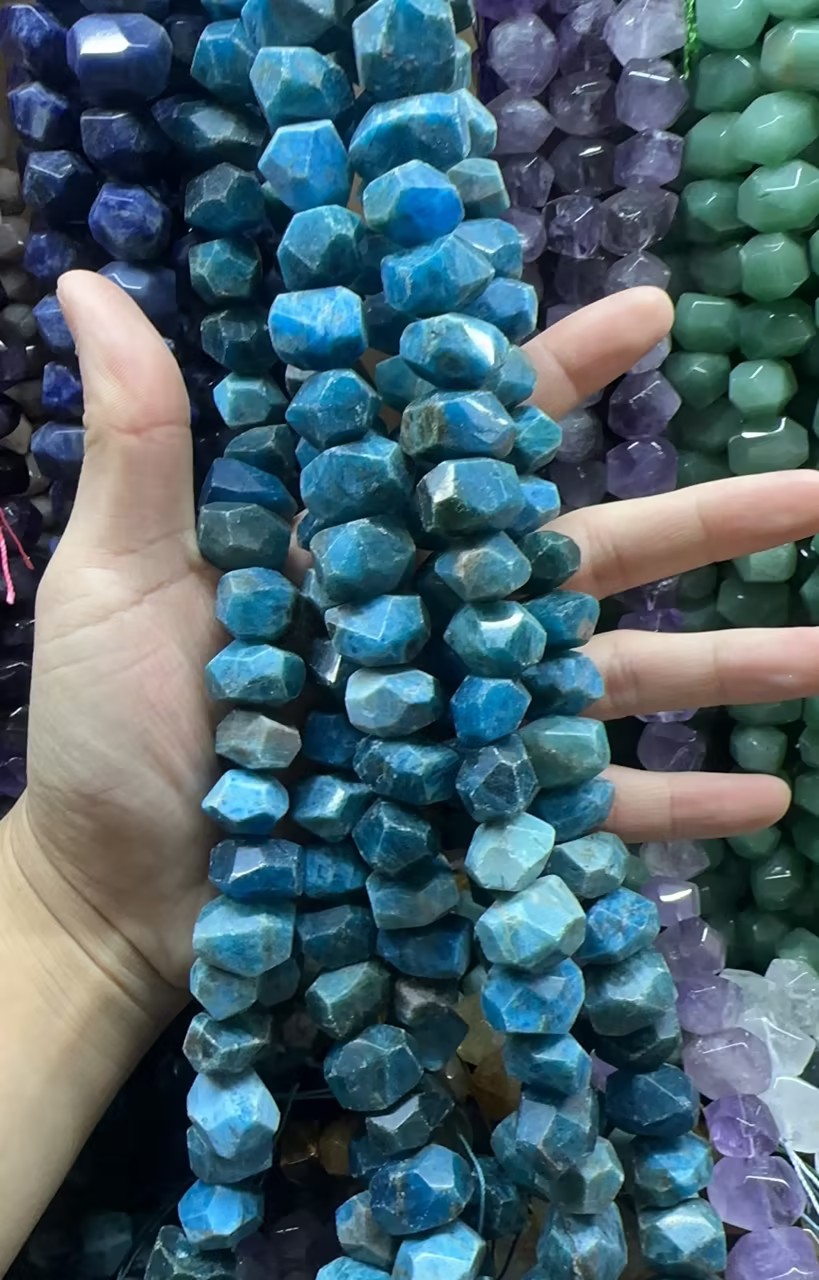 9:blue Apatite