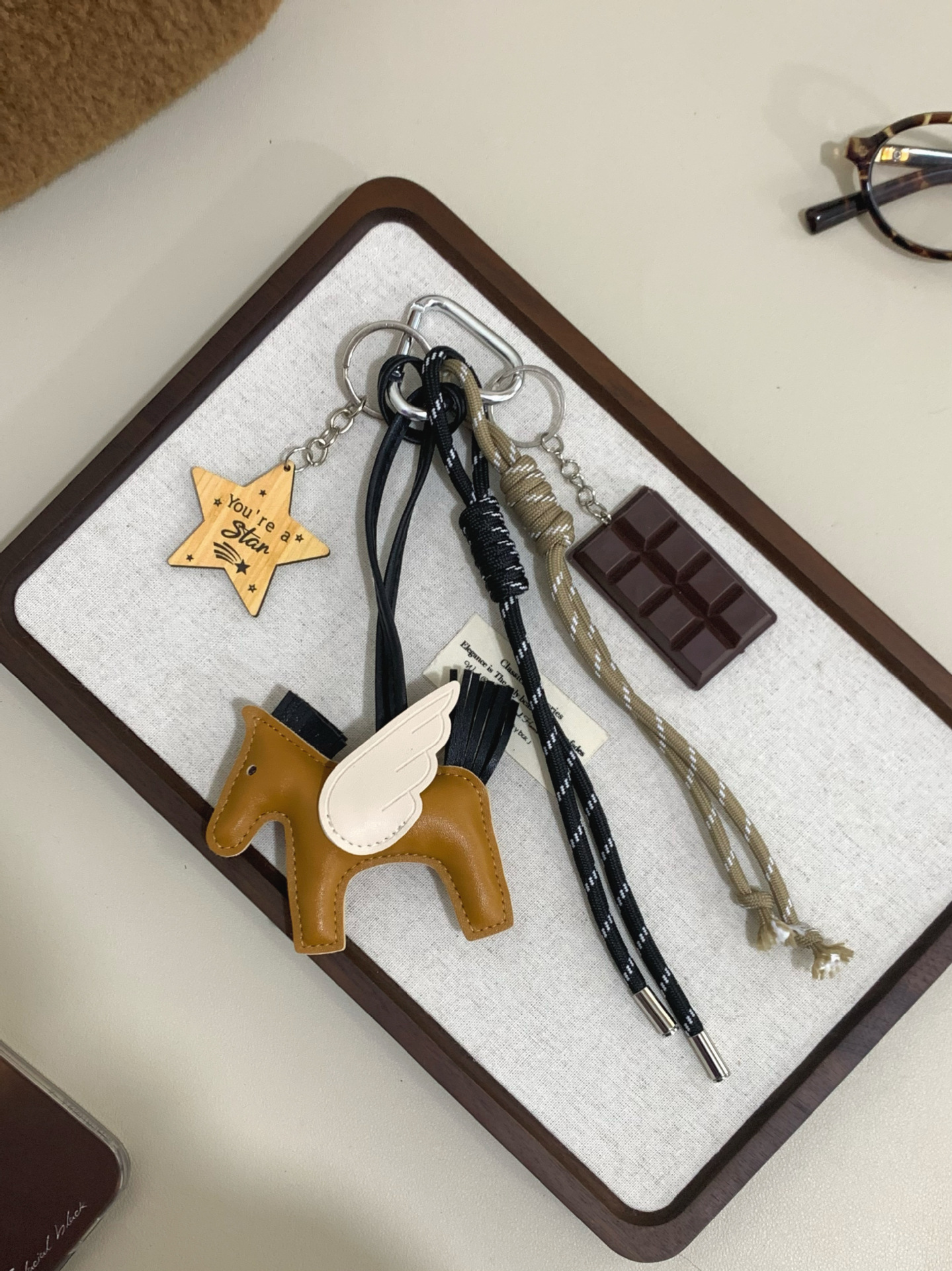2:Miu-yellow small flying horse   stars   chocolate pendant