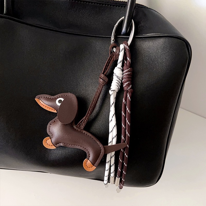 1:Coffee dachshund + lanyard + egg-shaped buckle