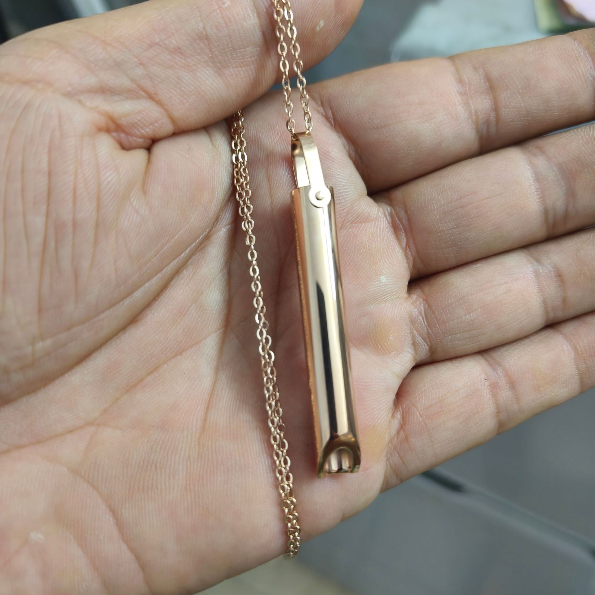 8:rose gold color oval chain