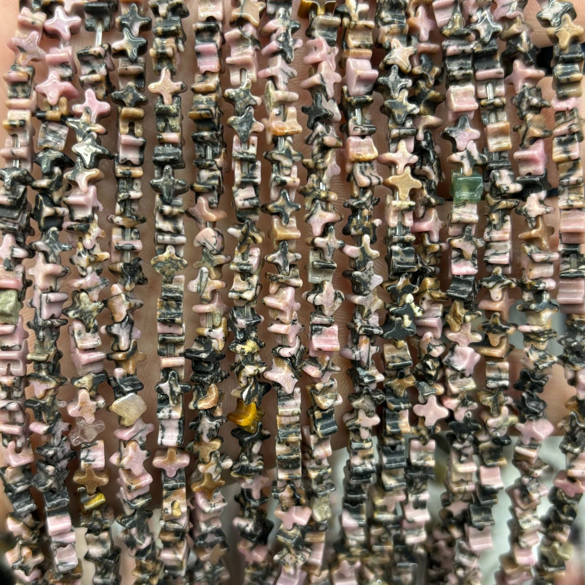 7 Black lines and red lines