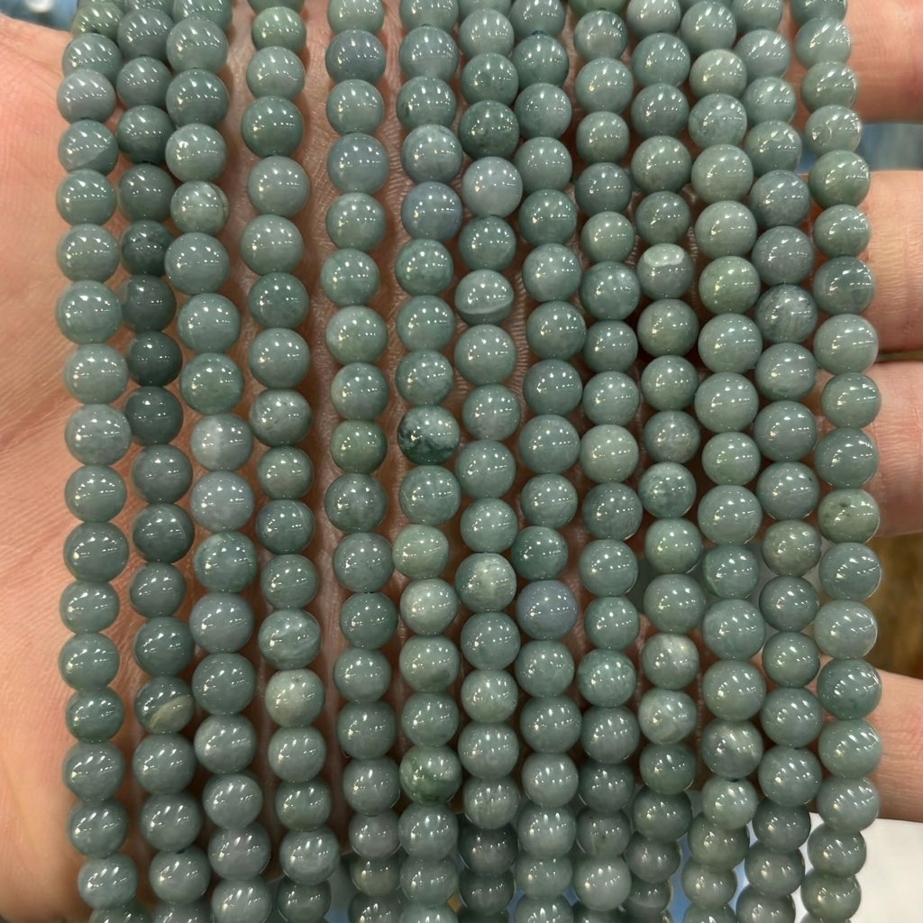 8:6mm ball beads (about 60 pieces)