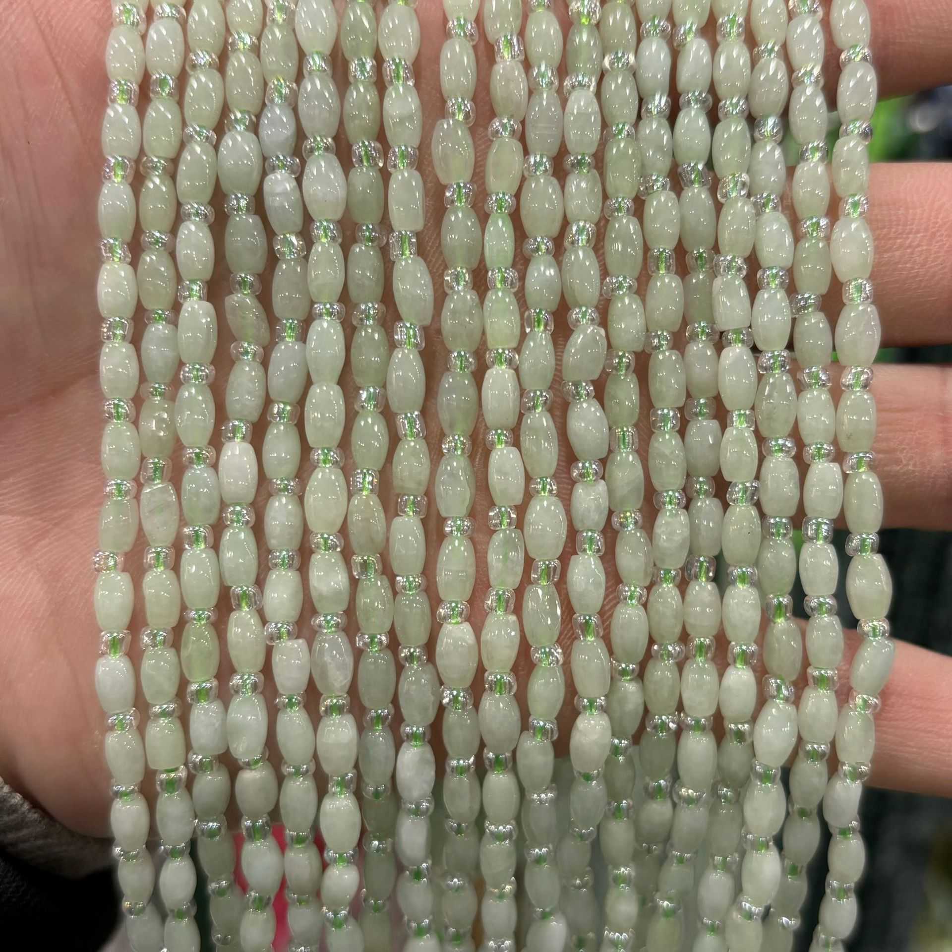 15:4x5mm burmese corn beads (about 53 pieces)