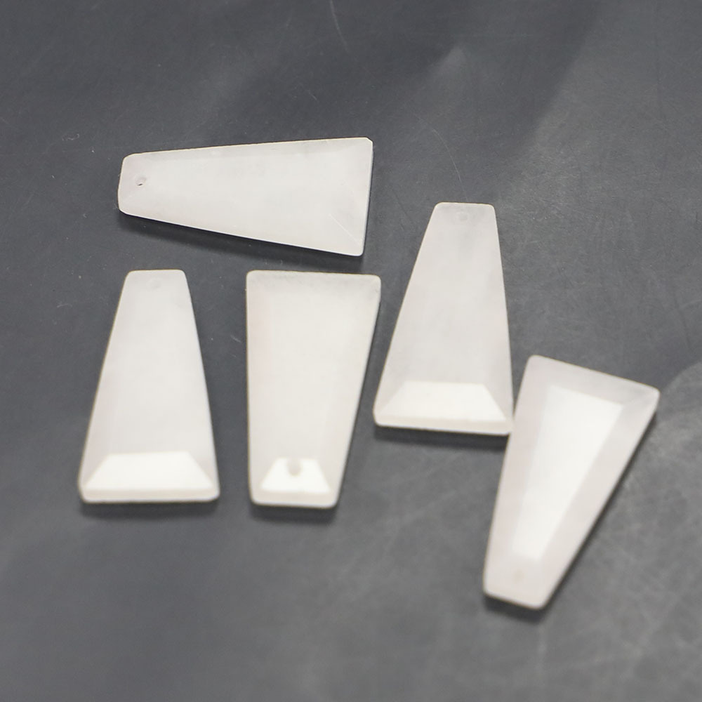 10:White marble